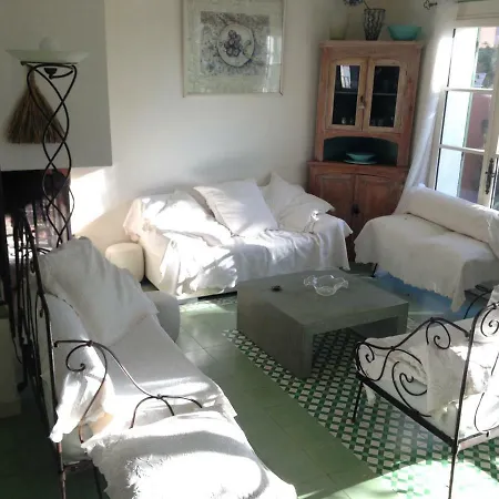 Dom wakacyjny L'ombre De La Glycine Du Golfe De Saint Tropez *